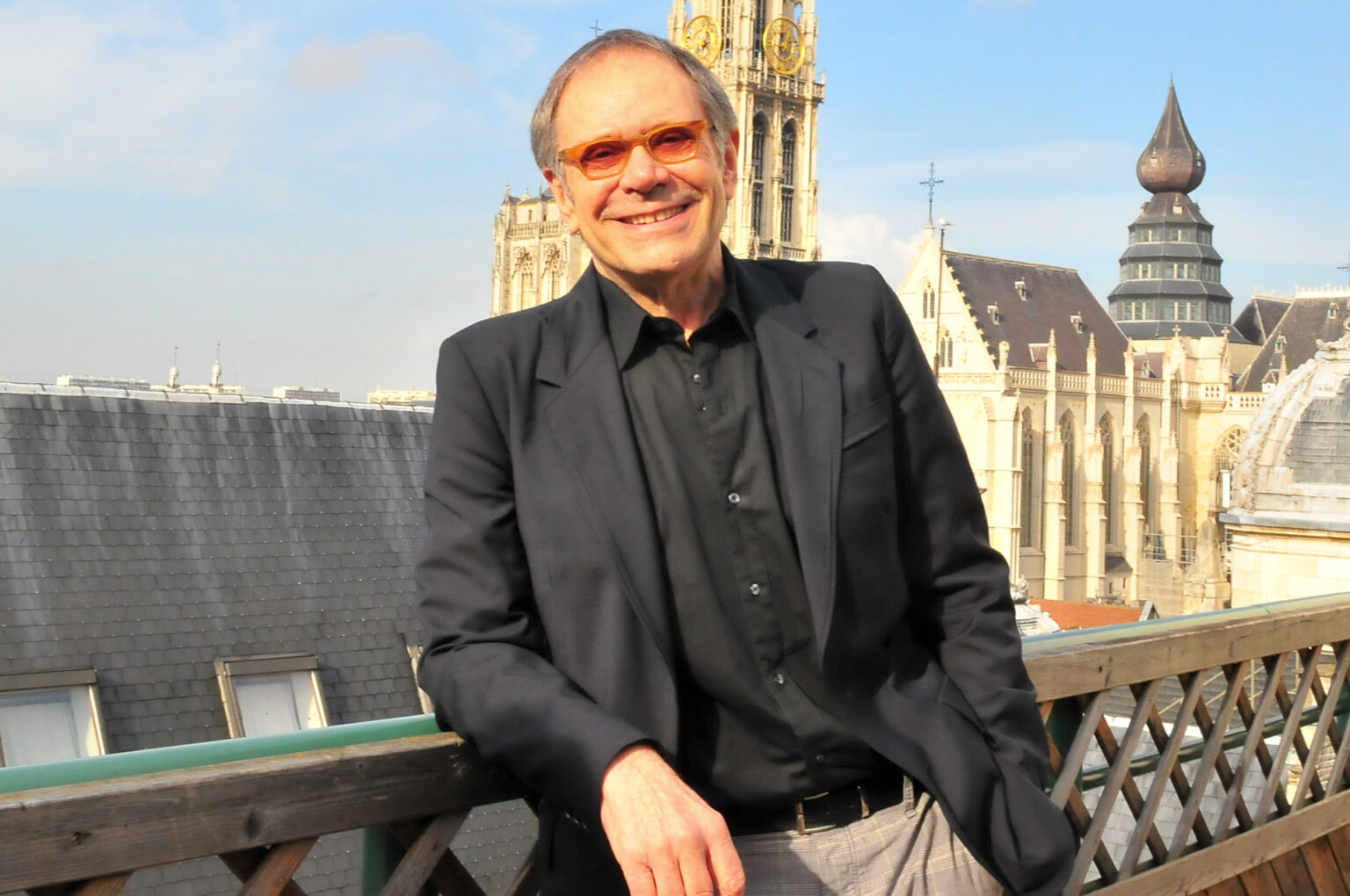 Rob de Nijs in tranen "hij kijkt me niet meer aan" Vipnieuws.nl